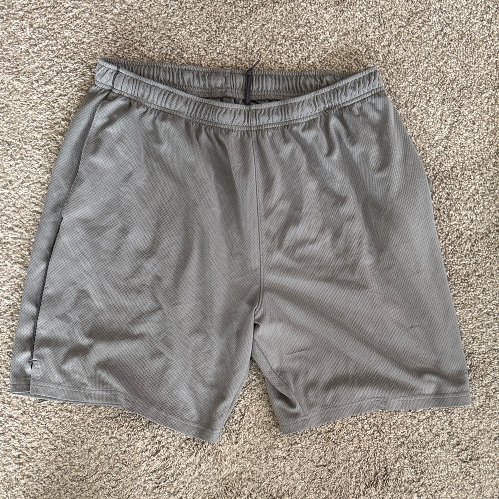 MTA Sport Men's Gray Athletic Shorts